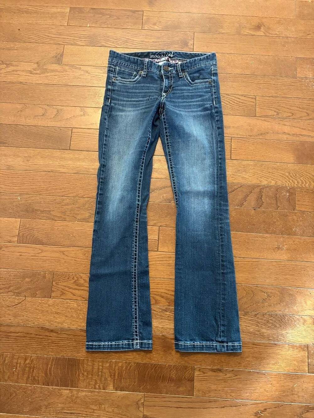 Maurices Y2K Low Rise Bootcut Jeans Size 5/6 Dark Wash Embroidered 2000s